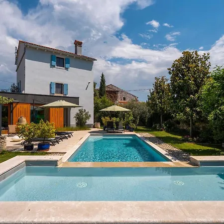 Villa Maxima Agri Filipana