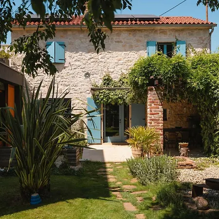 Villa Maxima Agri